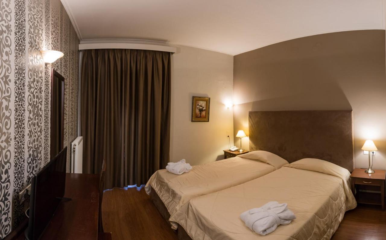 Achillion Hotel ตริกาลา ภายนอก รูปภาพ
